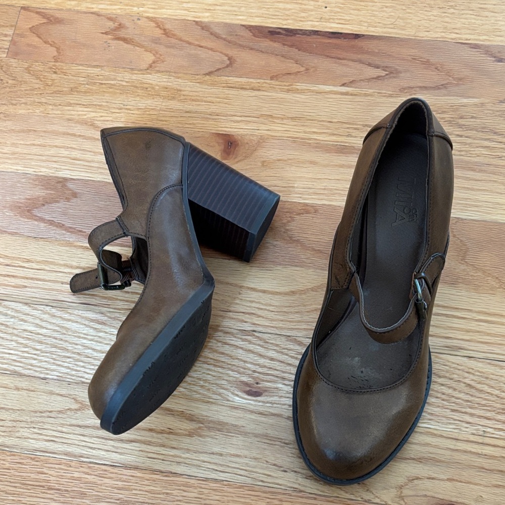 MIA Brown Mary Jane Block Heel Pumps